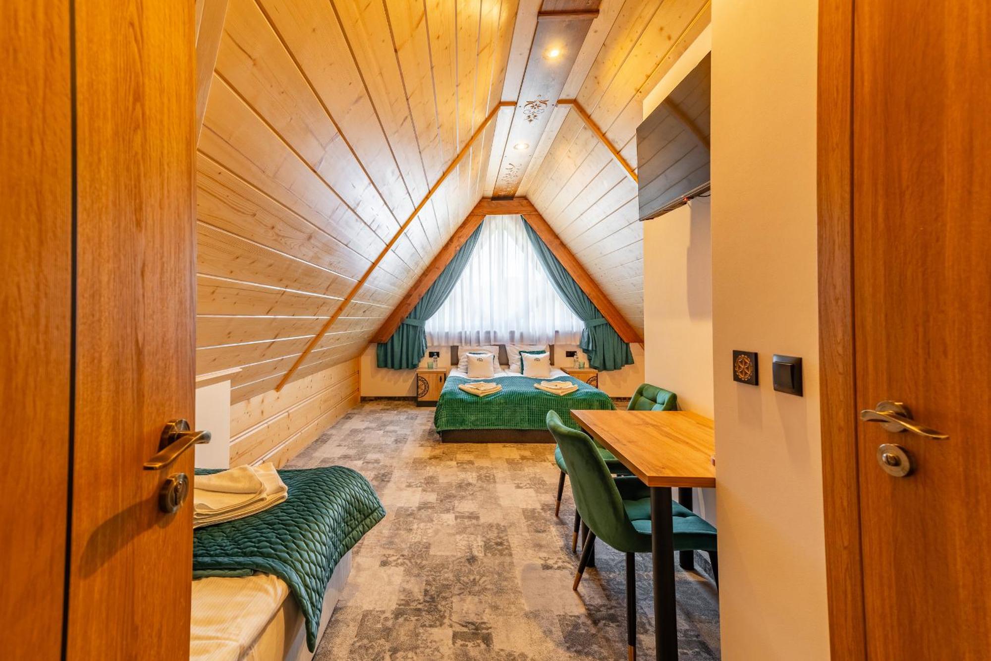 Willa Folk Prestige Zakopane Phòng bức ảnh